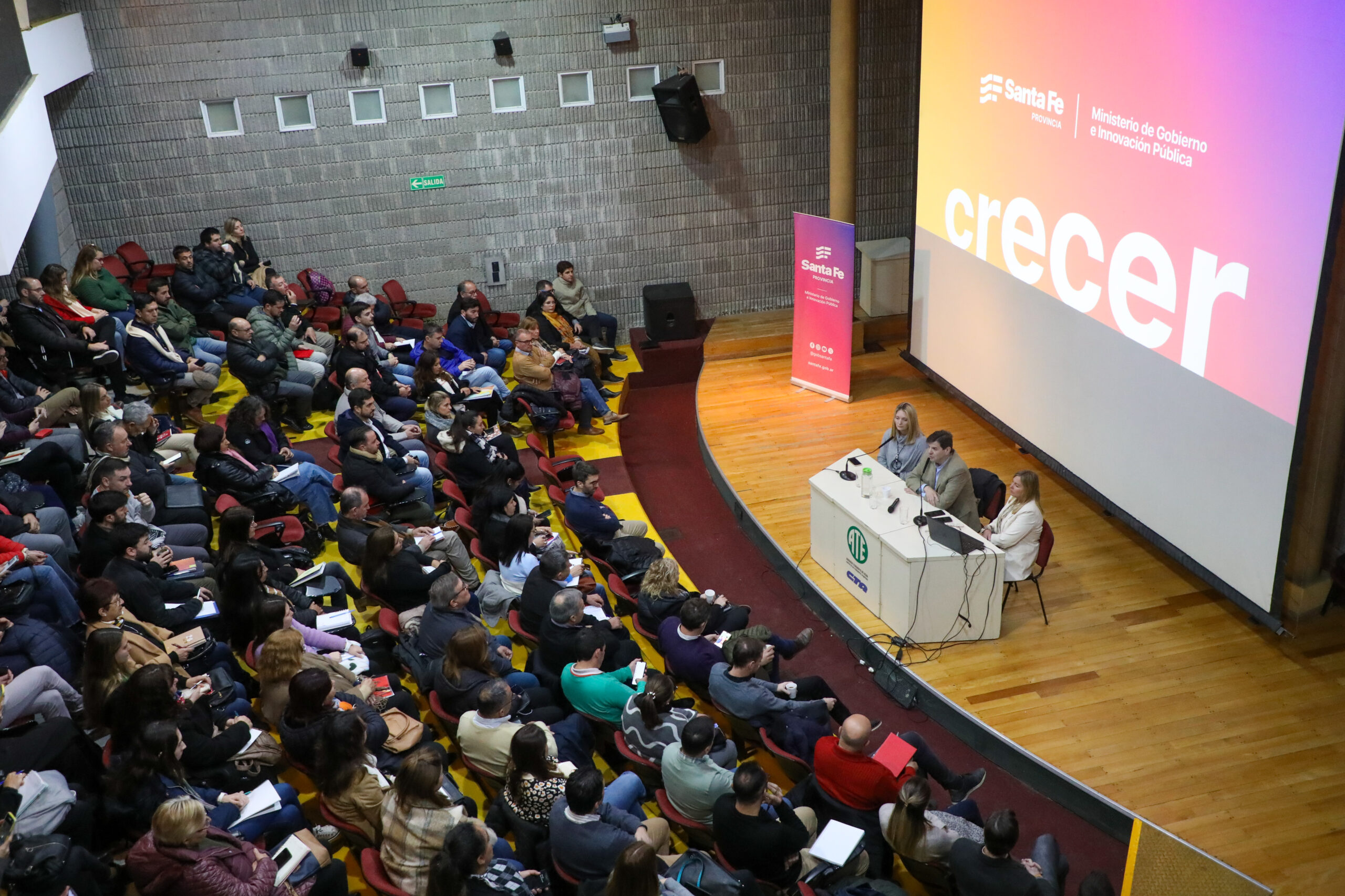 Crecer Capacita – Escuela de Gobiernos Locales