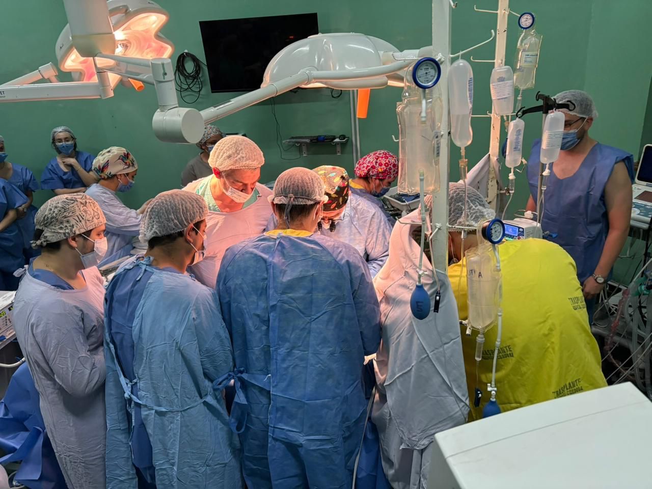 Actualización permanente de los planteles de Salud