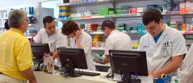 funciones-rol-auxiliar-farmacia
