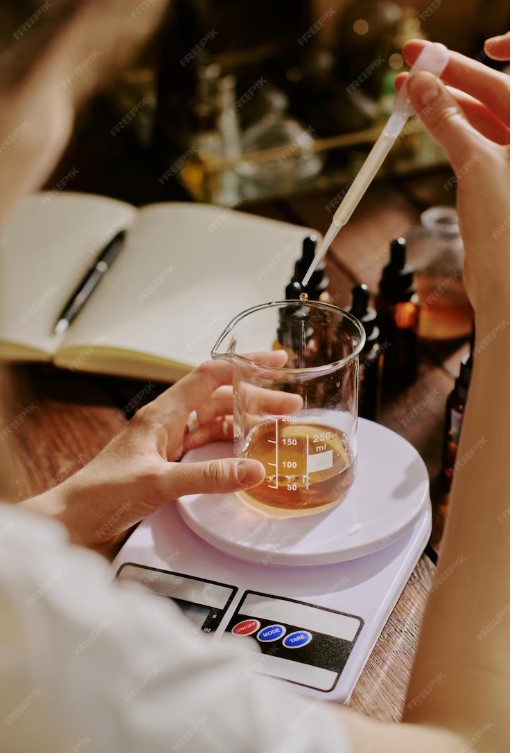 CAPACITACIÓN DE FRAGANCIAS Y ESENCIAS