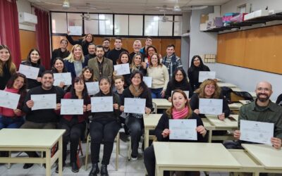 Terminó el curso de oratoria en el Instituto Superior N° 18 de Rosario