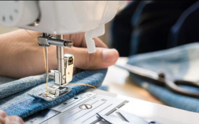 CAPACITACIÓN LABORAL EN MOLDERÍA Y COSTURA DE ROPA DE TRABAJO