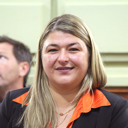 Passarino, Katia Evelyn