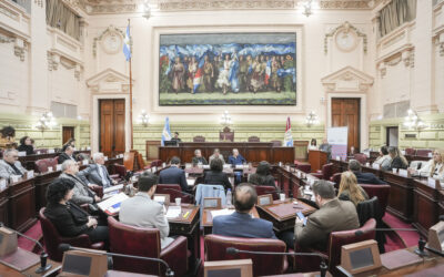 La Comisión de Poder Legislativo y Poder Ejecutivo recibió a expositores en la Cámara de Diputados
