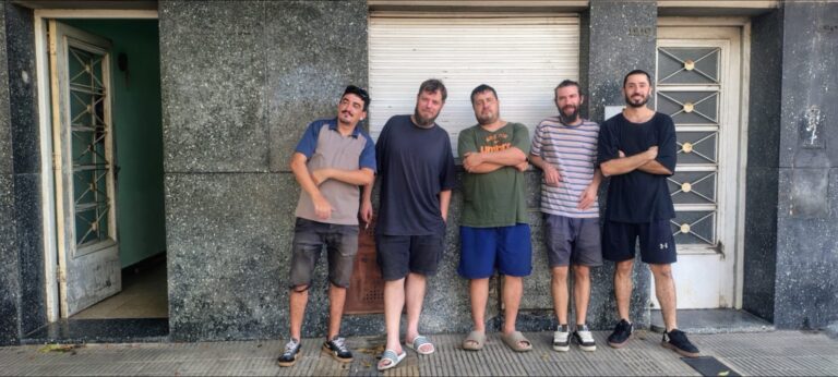 El Under al CCP: rock litoraleño con Seba Barrionuevo y Los Carpinchos,
