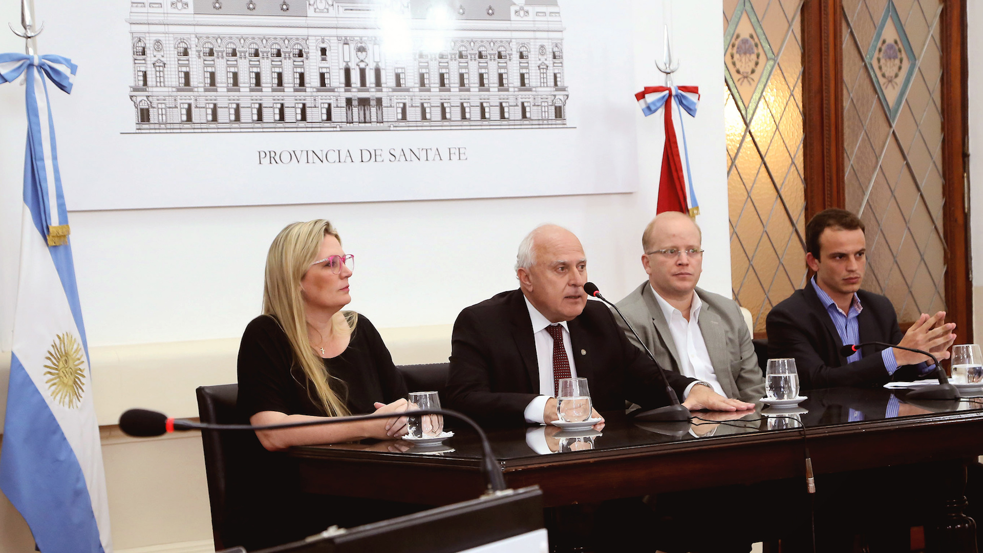 https://www.santafe.gob.ar/noticias/recursos/fotos/2016/11/2016-11-30NID_245267O_1.jpeg
