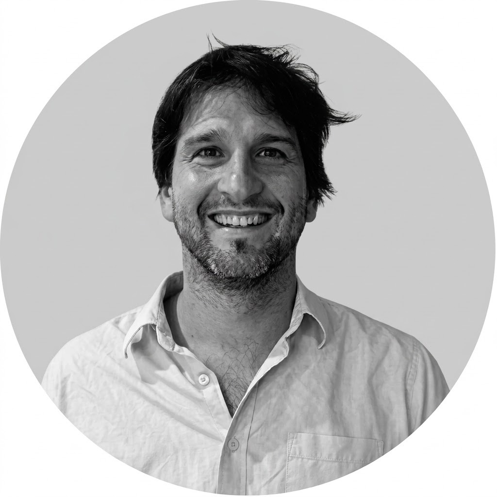 Dr. Gustavo Mendow