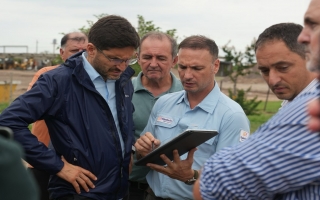 Pullaro recorrió las obras terminadas en los canales Arroyo Aguiar y Las Mandarinas