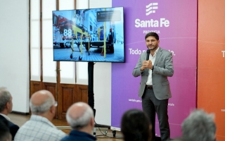 Pullaro impulsa una inversión de casi $ 10.000 millones para sumar 88 ambulancias y fortalecer el sistema de salud pública