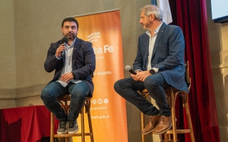 Santa Fe reunió a referentes de TikTok y Cisco en una jornada sobre empleo, innovación y talento digital
