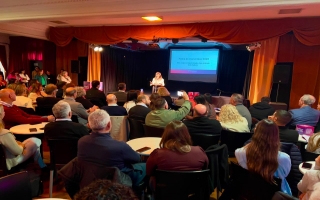 Provincia presentó herramientas digitales y firmó convenios para fortalecer la prevención de las violencias por motivos de género