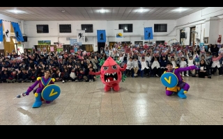 Vax Team: la campaña del gobierno de Pullaro para promover la vacunación en las infancias llegó a Acebal