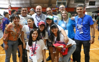 Perotti encabezó el acto de apertura de la final de los Juegos Santafesinos 2022