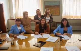 El Gobierno de Santa Fe firmó un convenio con la Red de Mujeres para la Justicia